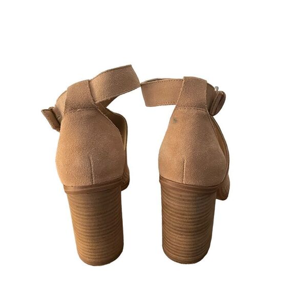 Marc Fisher Vixen Cutout Suede Sandals Size 8 - Picture 5 of 9